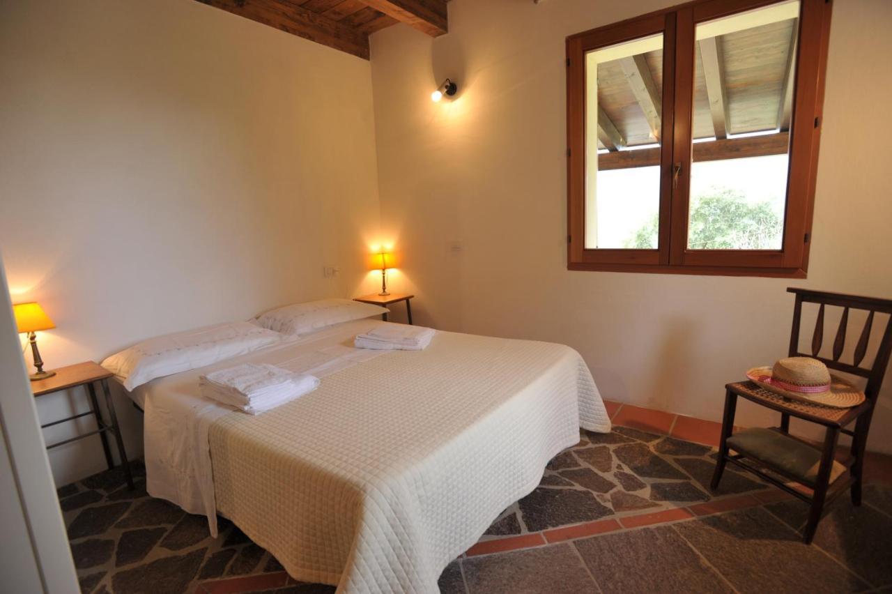Lierus B&B Gonnosfanàdiga Kültér fotó