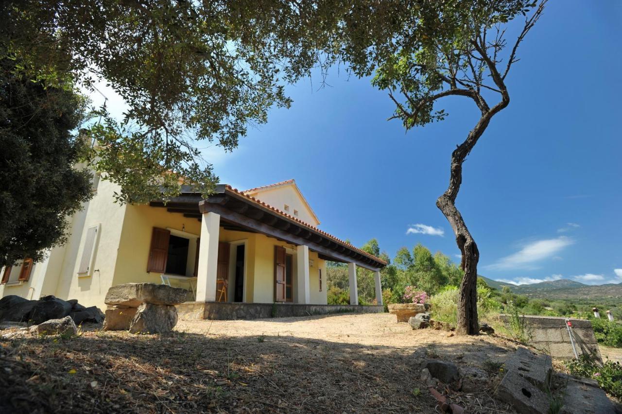 Lierus B&B Gonnosfanàdiga Kültér fotó